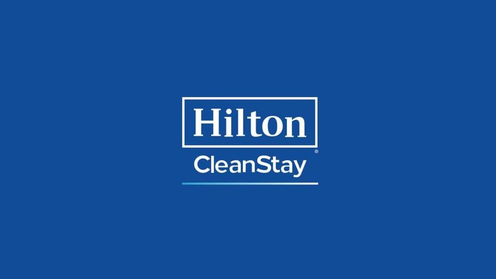 Hampton Inn Crossville Exterior photo